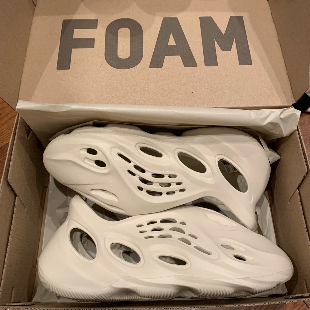 Yeezy Foam Runners ‘Sand’ - Size 6 ***SOLD****